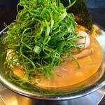 RAMEN HITONI YASASHIKU - 