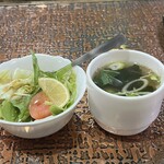 アーモンド - サラダとスープも付きます。