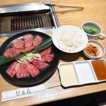 梨昌苑 - 和牛カルビ・上タン塩セットランチ（お肉1.5倍）2,805円