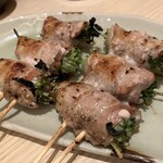 串処 あるい - 豆苗巻き