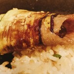 ニクアザブ - 肉のナス巻②　オン・ザ・ライス