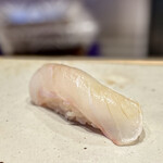 すしやのたい悟 - 平目昆布〆（函館）