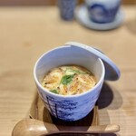 すしやのたい悟 - 桜海老の茶碗蒸し。百合根や貝ひも、下足など海鮮が下にたっぷり沈んだ茶碗蒸しは心底美味しい(*˘︶˘*).｡.:ホッと温まります。