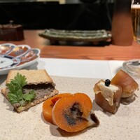 鳥さと 別邸 - 自家製レバーパテ＆あんぽ柿＆奈良漬クリームチーズ