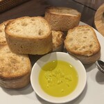 麹町ビストロ 階段の途中 - 