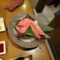 炭火焼肉 日本橋イタダキ - 