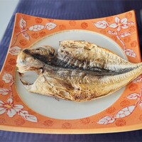 レストラン ボヌール - ・鯵の干物
                    大きくて身も厚くふっくらジューシーな一夜干しタイプ。
                    塩分控えめで好みの味わい。