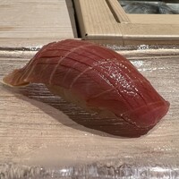 意気な寿し処阿部 青山店 - 中トロ【握り】