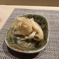 意気な寿し処阿部 青山店 - ガリ