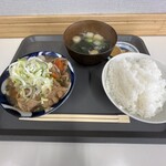 もつ乃 - 中盛り（2番目の量）つぎは大盛りにしようとのメモ