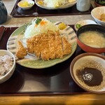 旨い とんかつ かつ春 - 