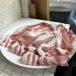 岩津屋 - 肉多め