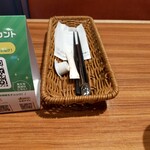 びっくりドンキー - ブラックなので砂糖、ミルクは返品す(￣ー￣)ﾆﾔﾘ