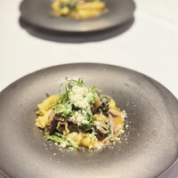 Vintage with Restaurant - 