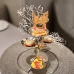 ASAHINA Gastronome - ◉トラウトサーモンのショーフロワ　トラフグのアスピック　タラモサラタ