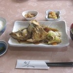 食事処マルタ活魚 - 煮付け定食