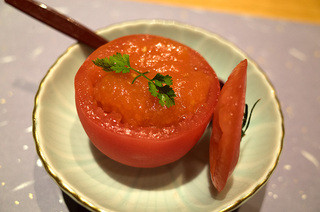 Minoda - トマトのジュレ。器になってるトマトも丸ごと美味しかったです。