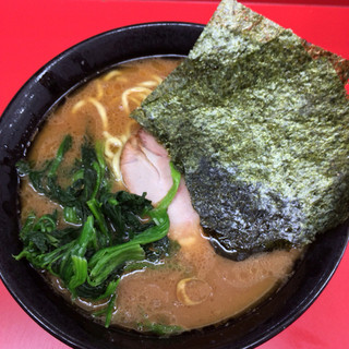 ラーメン 杉田家 本店