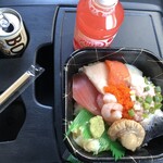 丼丸どんどん - 料理写真: