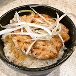 麺場 田所商店 - 特製チャーシュー丼