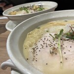 鶏白湯らーめん 鶏神 - 