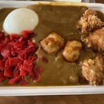 つるや - エンムスカレー弁当　ズームで