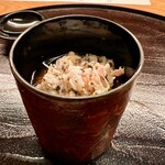 肉和食 月火水木金土日 - 横から