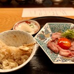 肉和食 月火水木金土日 - 黒毛和牛の卵黄しゃぶすきと松茸ご飯