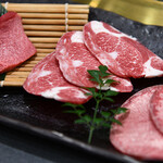 焼肉レストラン　東天閣 - 料理写真:タン盛り合わせ