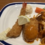 洋食香味亭 - 海老フライとカニクリームコロッケアップ