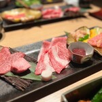 283188373 - お写真から…お肉のレベルが伝わりますでしょうか？(*´-`)
                        鹿児島の中でも指折りの
                        牛飼い名人“蔵元“の
                        技と情熱が作り出すプレミアム牛“薩摩牛4％の奇跡“がいただける焼肉屋さん