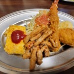 フクノヤ - ｢B定食　ロース生姜焼きとエビフライとカニコロッケ｣アップ
      