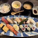 すし・うどんすき　久松 - 料理写真:寿司1.5人前