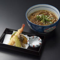 揚げたて天ぷら蕎麦