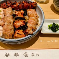 伊勢廣 京橋本店 - 5本丼