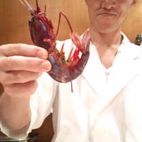 海味 - ぶどうえびと二番手の方。笑顔が素敵。