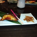 やっちろ - アブラボウズの西京焼き　　　めちゃくちゃ脂載ってます　きんぴらも変わった味付けだけど美味しい