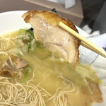 鶏専門 麺屋蓮々 - 鶏チャーシュー胸肉