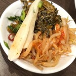 鶏専門 麺屋蓮々 - 無料漬物