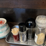 鶏専門 麺屋蓮々 - 卓上味変調味料