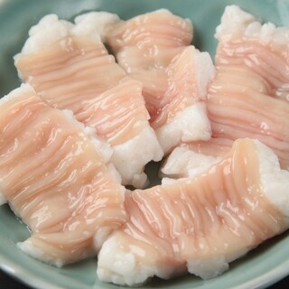 【完全無投薬】朝〆！朝採れの鮮度抜群【生ホルモン】は必食です