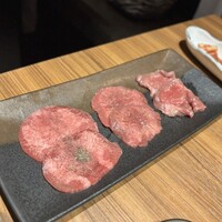 中目黒焼肉 登牛門 - 
