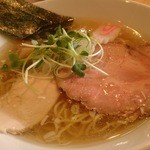 「ふる川らーめん塩（大盛・170g）」のアップ