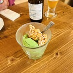 島ダイニング ゆうな - はちゃぐみパフェ