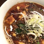 人力俥 - 優しい魚介味噌スープが旨い！自家製ラー油が合う！