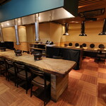 炭火焼肉リバティ - 【3-4名・2-3名・4-8名・8-12名】等連結も可能！ ※ソファー席も有