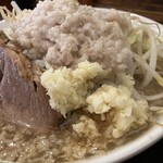 ラーメン富士松 - ニンニクありアブラマシ