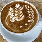 ストリーマー・コーヒー・カンパニー - たっぷりサイズのストリーマーラテ