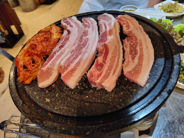 Tonchan Ueno Ten photo 2