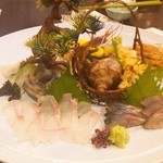 (2014/6/17)お刺身を何種類か頼みました。